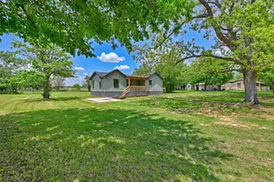 700 Rice St, Rockdale, TX 76567 - Photo 23