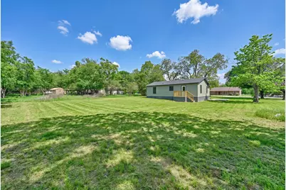 700 Rice Street, Rockdale, TX 76567 - Photo 35