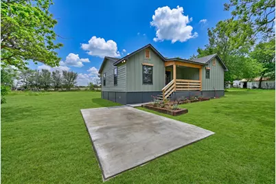 700 Rice Street, Rockdale, TX 76567 - Photo 17