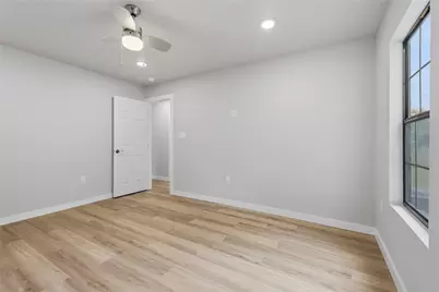 700 Rice Street, Rockdale, TX 76567 - Photo 27