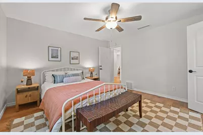5300 Suburban Drive, Austin, TX 78745 - Photo 15