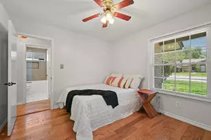 5300 Suburban Dr, Austin, TX 78745 - Photo 17