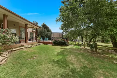 101 Paloma Place, Liberty Hill, TX 78642 - Photo 33
