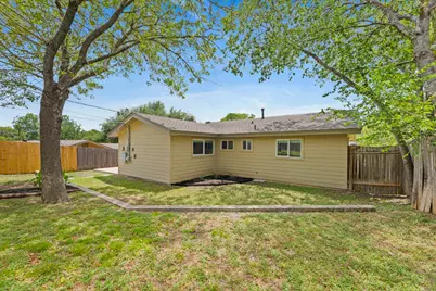 2507 Glen Springs Way, Austin, TX 78741 - Photo 23