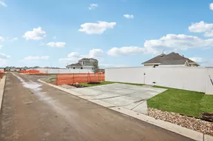 195 Cider Crk Dr, Elgin, TX 78621 - Photo 35