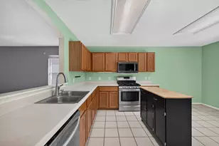 108 Remington Dr, Kyle, TX 78640 - Photo 7