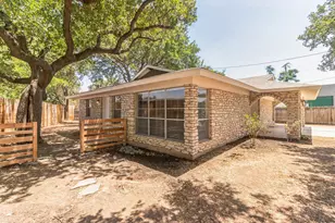 1509 Park Ln, Georgetown, TX 78628 - Photo 3