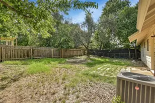 1902 Fair Oaks Dr, Austin, TX 78745 - Photo 23