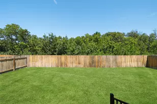 211 Brookside St, Hutto, TX 78634 - Photo 33