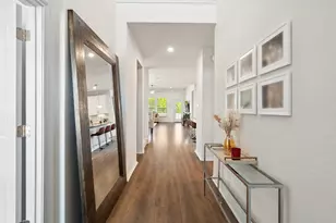 211 Brookside St, Hutto, TX 78634 - Photo 9