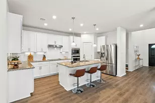 211 Brookside St, Hutto, TX 78634 - Photo 5