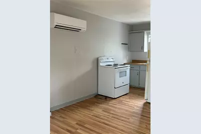 1107-4 Pine Street, Bastrop, TX 78602 - Photo 5