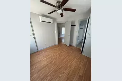 1107-4 Pine Street, Bastrop, TX 78602 - Photo 3