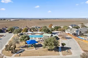 843 Avery Pkwy, New Braunfels, TX 78130 - Photo 37