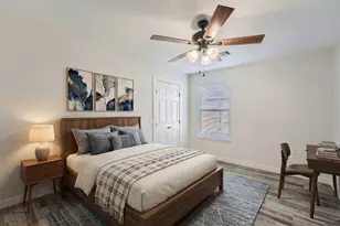 111 Fisher St, Elgin, TX 78621 - Photo 13