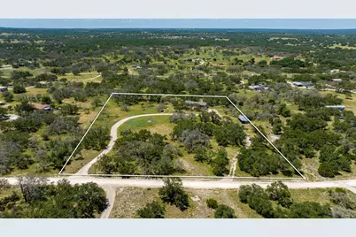 429 Spanish Oak Trail, Harper, TX 78631 - Photo 3