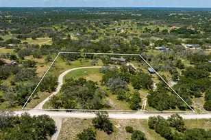 429 Spanish Oak Trail, Harper, TX 78631 - Photo 3