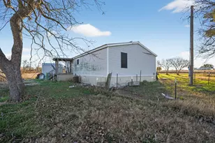 5827 FM979, Cameron, TX 76520 - Photo 3