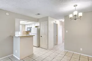8704 Clearbrook Trail, Austin, TX 78729 - Photo 11