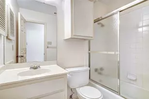 8704 Clearbrook Trail, Austin, TX 78729 - Photo 19