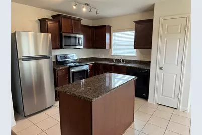 19400 Tayshas Street, Manor, TX 78653 - Photo 3