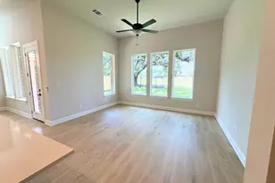 1120 Stonehill Dr, Georgetown, TX 78633 - Photo 5