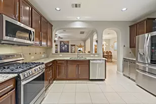 10800 Desert Willow Loop, Austin, TX 78748 - Photo 9