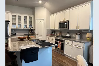 1080 Leadtree Loop, Buda, TX 78610 - Photo 3