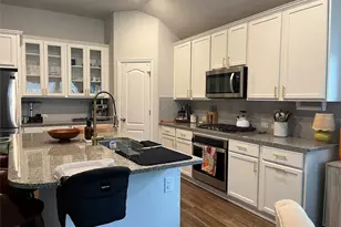 1080 Leadtree Loop, Buda, TX 78610 - Photo 3