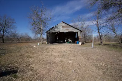 2352 Borchert Loop, Lockhart, TX 78644 - Photo 35
