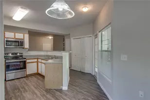 2320 Gracy Farms Ln, Austin, TX 78758 - Photo 11