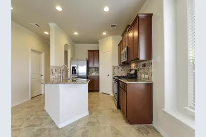 2617 Creeping Vine Court, Pflugerville, TX 78660 - Photo 11