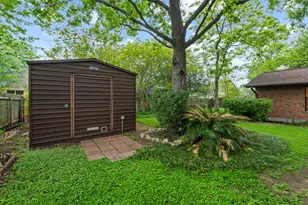 8610 Melshire Dr, Austin, TX 78757 - Photo 27