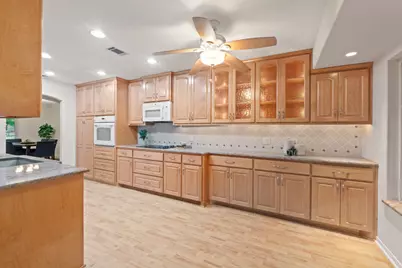 8610 Melshire Drive, Austin, TX 78757 - Photo 13