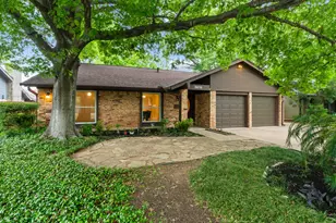 8610 Melshire Dr, Austin, TX 78757 - Photo 3