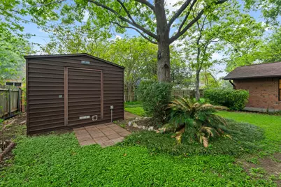 8610 Melshire Drive, Austin, TX 78757 - Photo 27