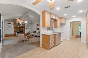 8610 Melshire Dr, Austin, TX 78757 - Photo 13