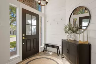 801 Ivy Dr, Pflugerville, TX 78660 - Photo 3