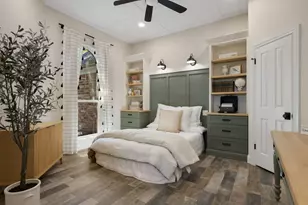 801 Ivy Dr, Pflugerville, TX 78660 - Photo 25