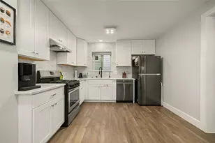 3015 Burning Oak Dr, Austin, TX 78704 - Photo 5