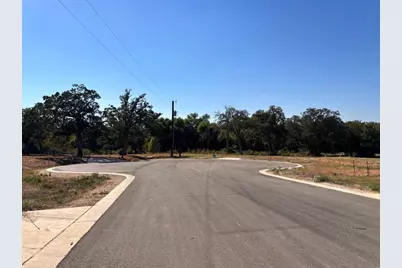 208 Acadia Bend, Elgin, TX 78621 - Photo 3