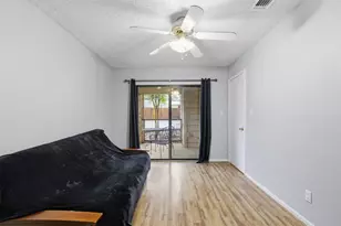 421 W San Antonio St, San Marcos, TX 78666 - Photo 11