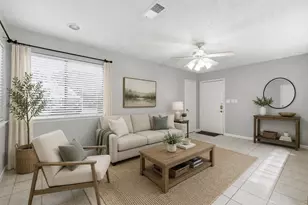 421 W San Antonio St, San Marcos, TX 78666 - Photo 3