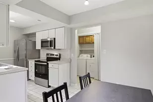 421 W San Antonio St, San Marcos, TX 78666 - Photo 9