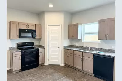 2702 Paragon Fox Drive, Pflugerville, TX 78660 - Photo 5