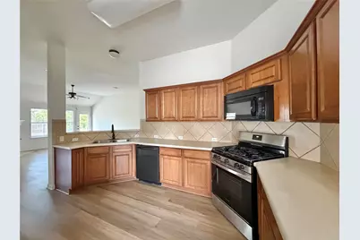 939 Dark Horse Lane, Buda, TX 78610 - Photo 11