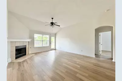 939 Dark Horse Lane, Buda, TX 78610 - Photo 7