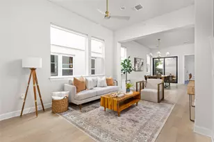 2515 Robert Browning St, Austin, TX 78723 - Photo 3