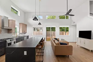 2713 Stacy Ln, Austin, TX 78704 - Photo 5