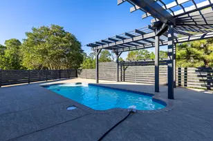 106 Koolua Dr, Bastrop, TX 78602 - Photo 37